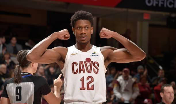 老鹰火力压制吉林队，锡安成为关键先生